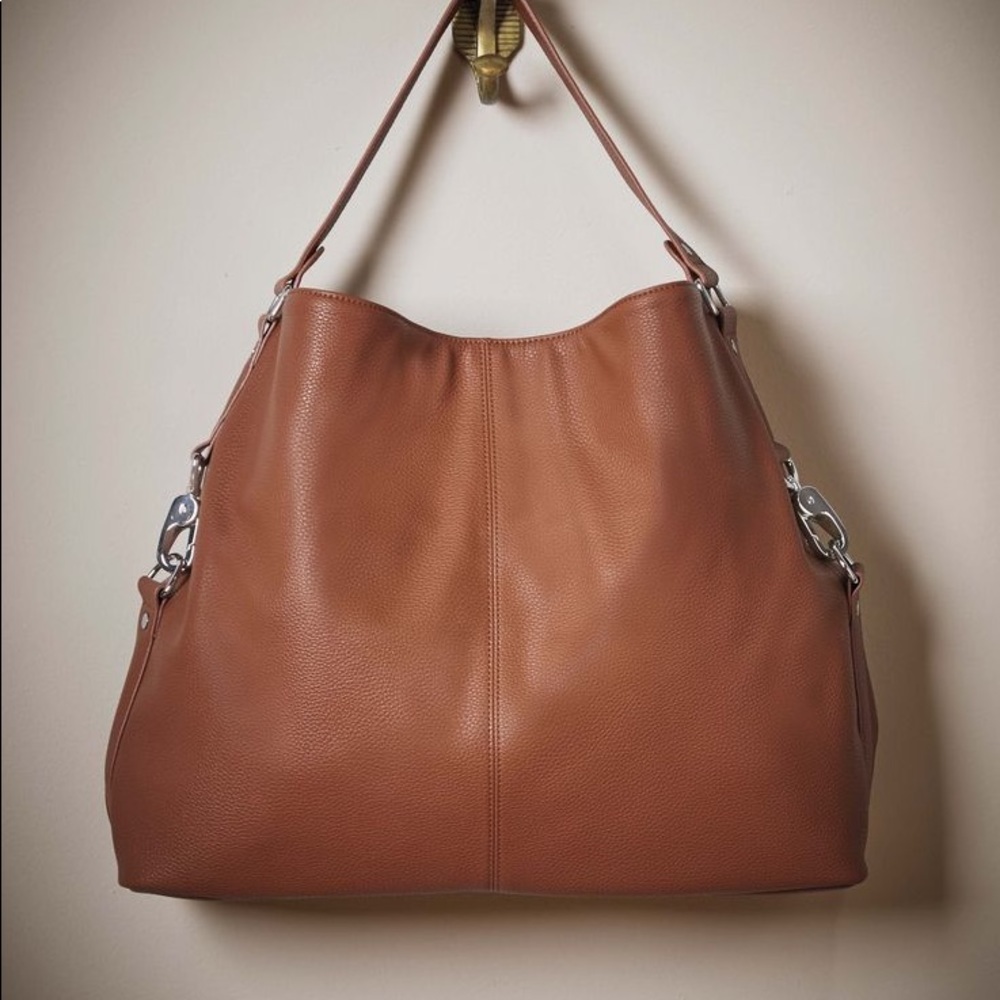 EUC Thirty-One Fashion Games Hobo purse cognac